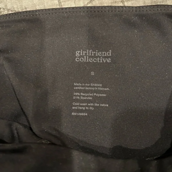 Girlfriend Collective Black Compressive High-Rise Legging - Picture 3 of 3